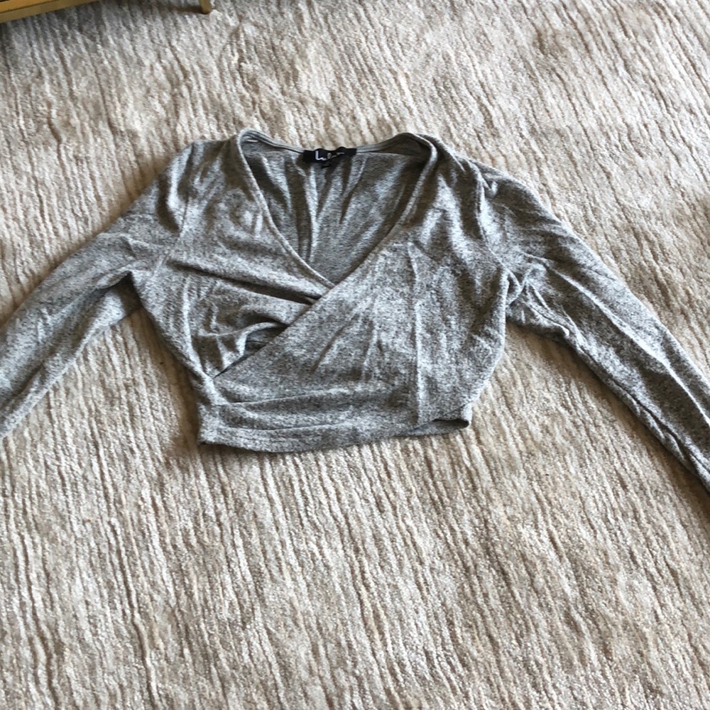 Lulus Cropped long sleeve top